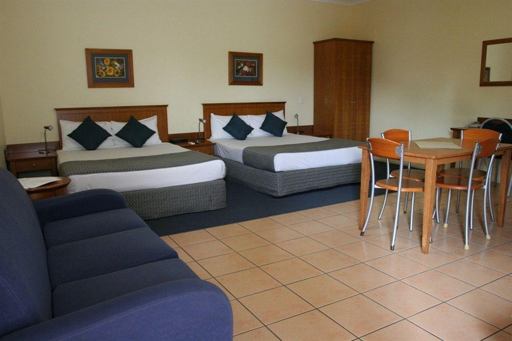 Windmill Motel & Events Centre Mackay Bagian luar foto