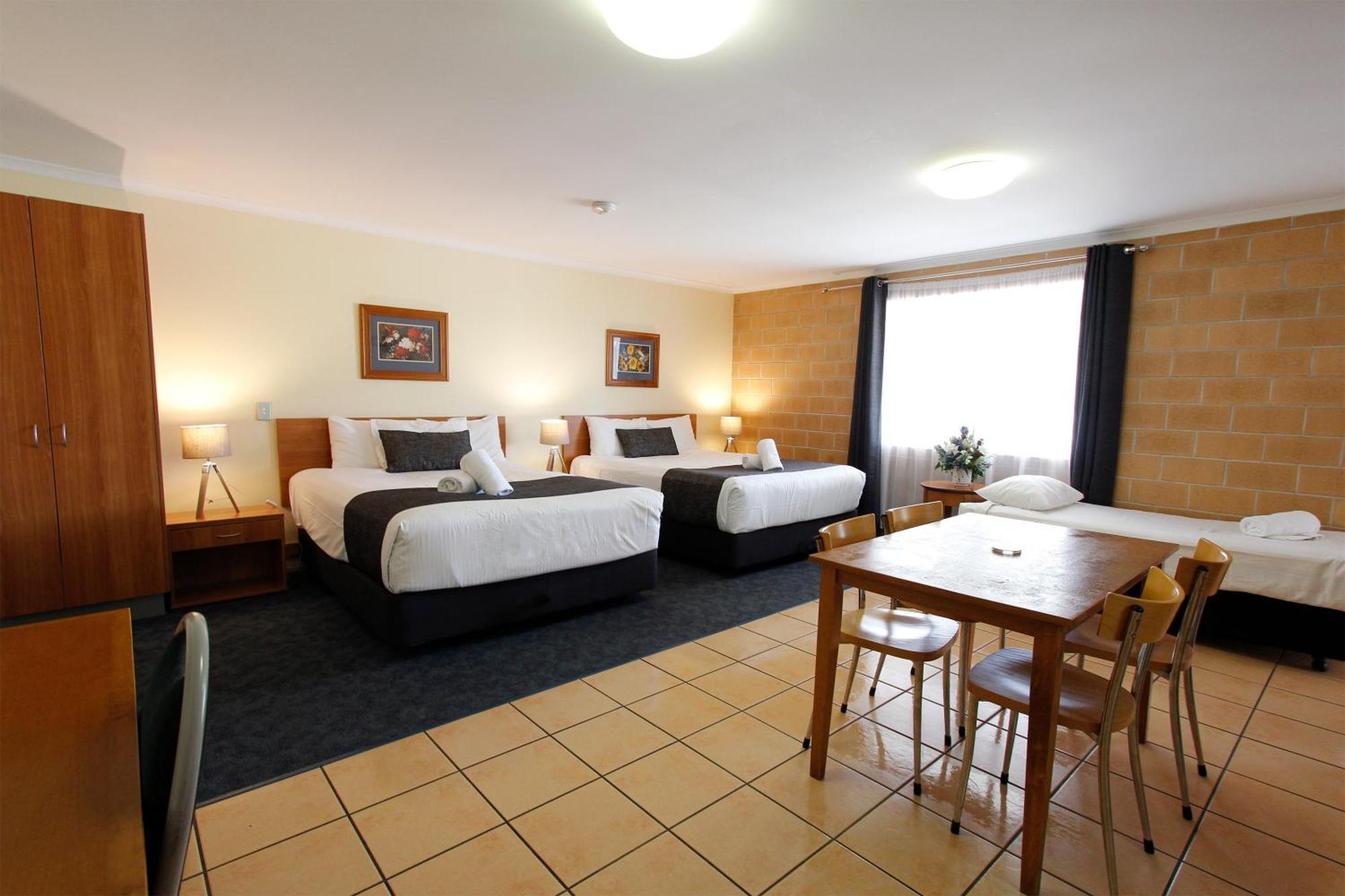 Windmill Motel & Events Centre Mackay Bagian luar foto