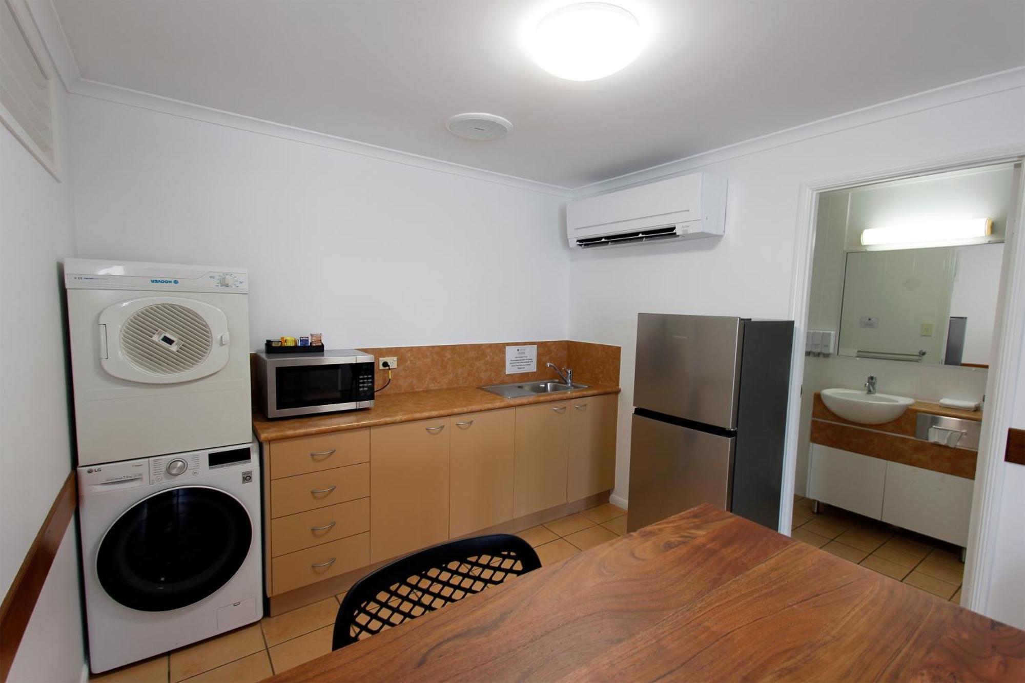 Windmill Motel & Events Centre Mackay Bagian luar foto