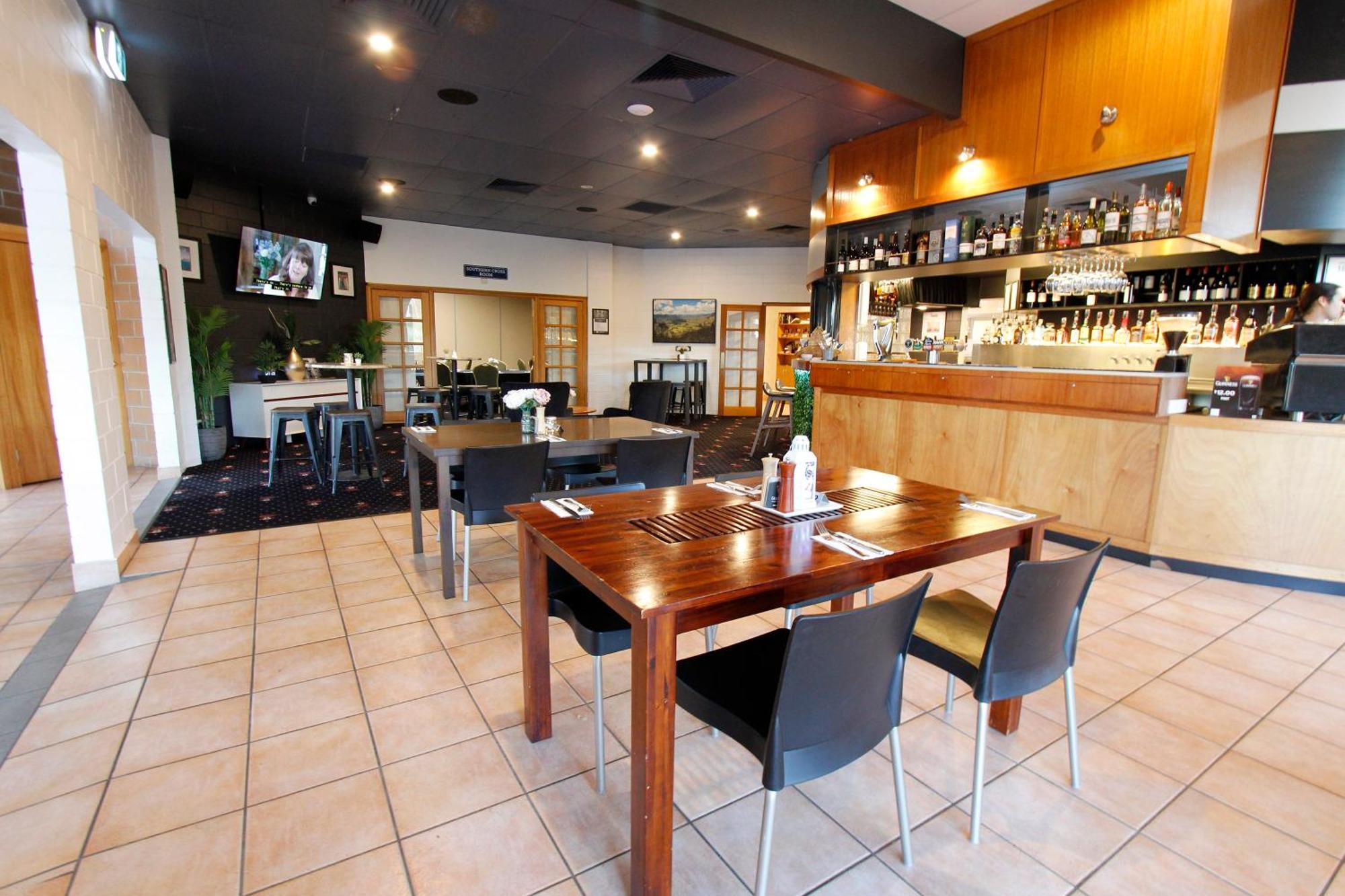 Windmill Motel & Events Centre Mackay Bagian luar foto
