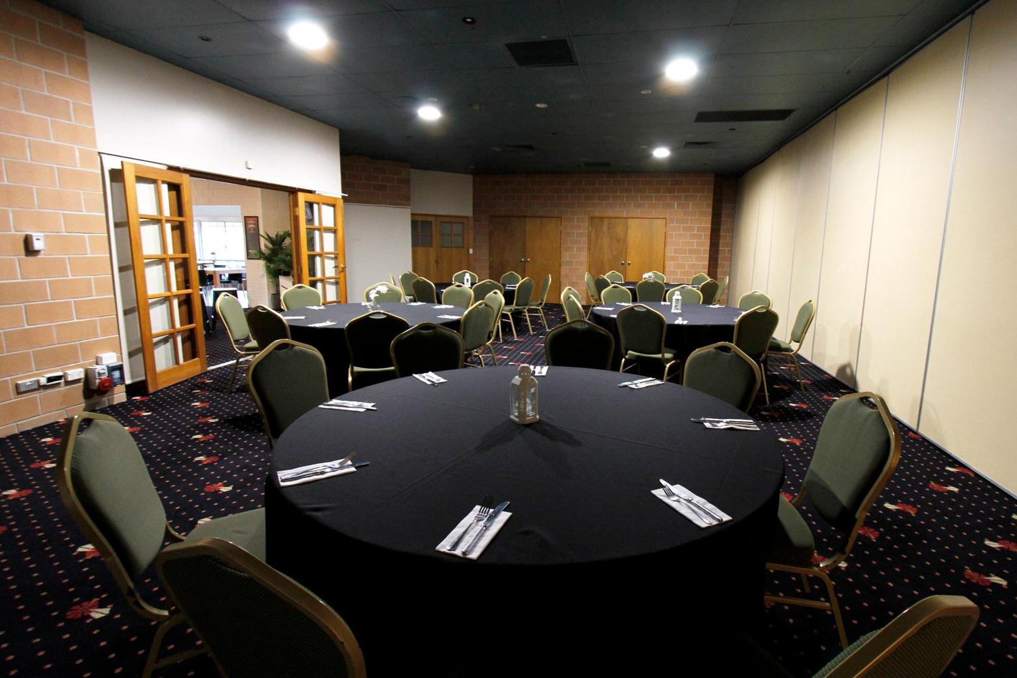 Windmill Motel & Events Centre Mackay Bagian luar foto