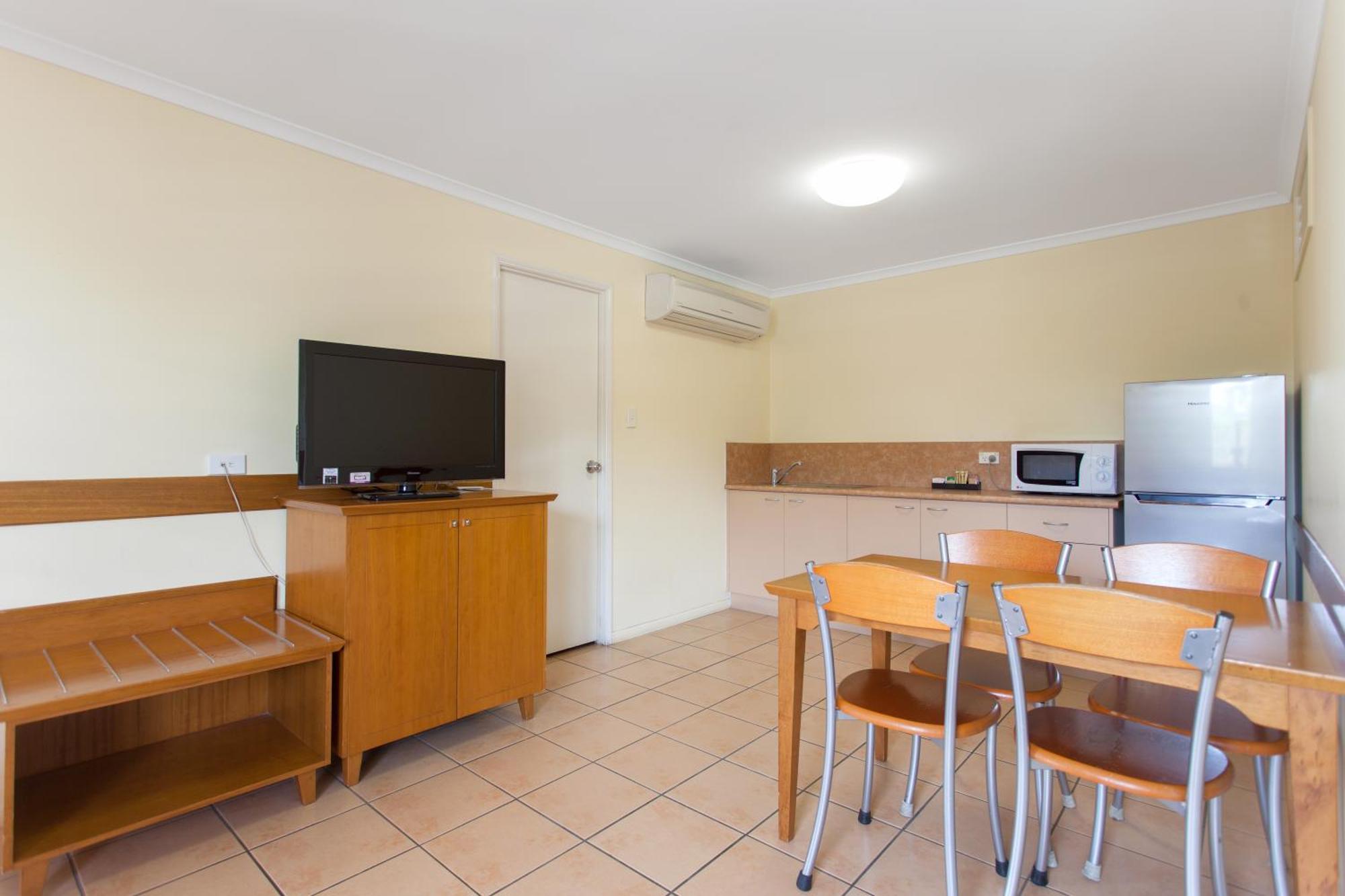 Windmill Motel & Events Centre Mackay Bagian luar foto